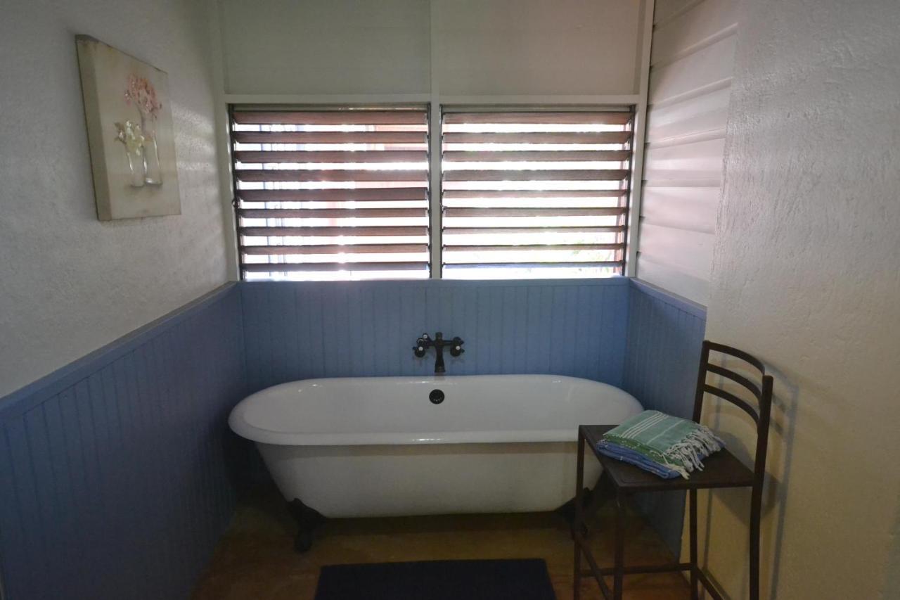 Katamah Beachfront Guesthouse Treasure Beach Dış mekan fotoğraf